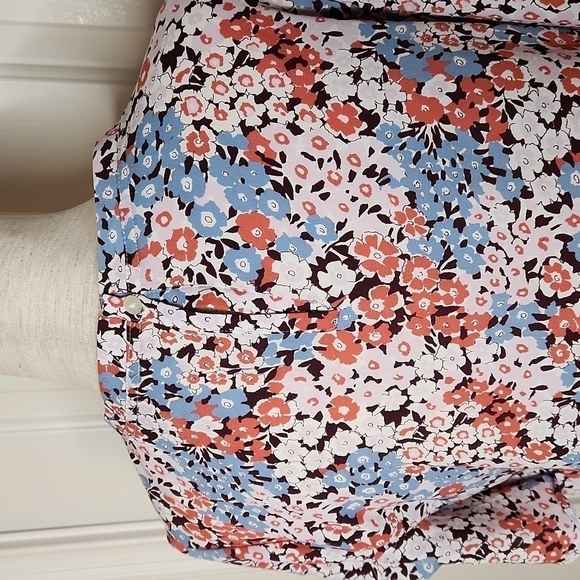 Loft Floral Ruffle Sleeve Top Size S - Picture 9 of 14